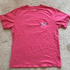 Salmon Vineyard Vines men’s t-shirt